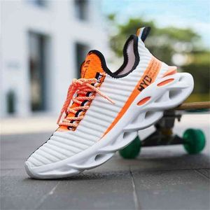 Summer Trend Style Men's Casual Shoes Fashion Breathable Mesh Light Personality Sneakers Flying Weaving Tenis Masculino 201218