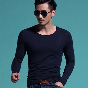 Männer Frühling Herbst Komfort Langarm männer T-shirt Oansatz Solide Polyester T Shirt Männer Klassische Farbe Alle-spiel rot Blau Schwarz 220819