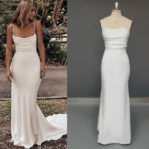 Abito da sposa sexy senza spalline Sweep Train Soft Satin Open Back Mermaid senza maniche Criss-Cross Abito da sposa Vestido De Noiva