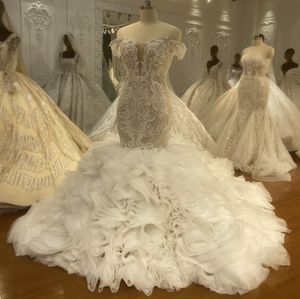 Luxury Mermaid Wedding Dress 2022 Bridal Gown Arabic Dubai Off the Shoulder Lace Appliques Tiered Organza For Black Bride Vestido De Noiva