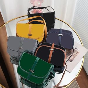 lyxiga designers brevbärare Väskor Plånböcker korthållare Cross Body tote herr Äkta läder Axelväskor kuvertväska dam Hållare hangbag G22209