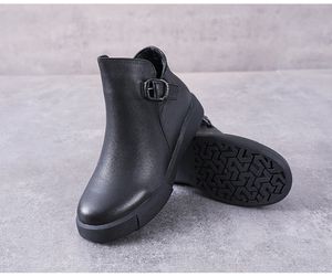 Elegant Winter Women's Casual Shoes Kelly Lock Buckles Ankle Boots Black Calf Leather Lady Booty Knight Booties Martin Fashion Women Combat Booties