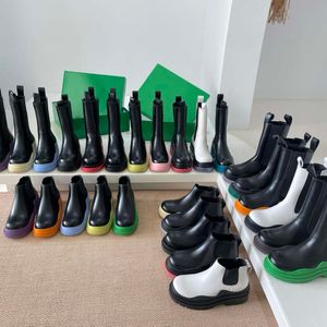 أحذية نسائية أحذية بوتيغا التمهيد مارتن Chaussures منصة الجوارب والجلود الحقيقية كريستال مصمم في الهواء الطلق الأعلى