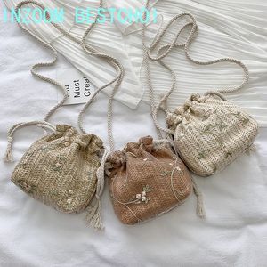Evening Bags Summer Straw Bag Female 2022 Korean Version Of The Wild One-shoulder Slung Fashion Woven Lace Bucket Bolsos MujerEvening