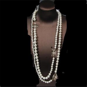 Lyxsmycken Pearl Letter Long Sweater Chain Commemorative Halsband Fashion Temperament OL Partihandel