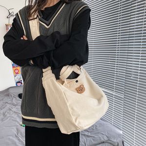 Abendtaschen Schöne Stickerei Bär Leinwand Einkaufstasche Student Koreanische Schulter Messenger Largr Baumwolle Shopper Weiß Schwarz Umhängetasche Abend