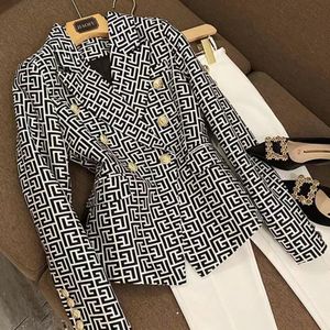 B918 Womens Suit Blazers Tide Marka Yüksek kaliteli retro moda tasarımcısı Presbyopic Labirent Serisi Kıyafet Ceket Lion Çift göğüslü İnce Plus Boy Boyu Kadın Giysileri