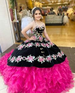 Vintage Charro Quinceanera Dresses Floral Embroidered Ruffle Mexican Style Sweet 15 Dress 16 Years Girls Corset Fuchsia And Black Masquerade Prom Ball Gown 2022