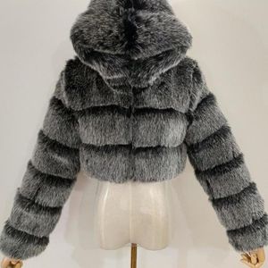 Mulher moda de inverno Faux Fur Crop Colped Coat food zip com capuz castanho curto de inverno Top moda feminina casacos de visita 220822