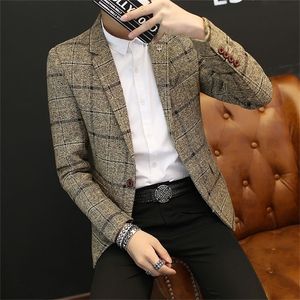 Män passar blazers jackor våren Autumn Plaid Casual Suits Coats Business Formal Wear Slim Fit Size 5xl 220822