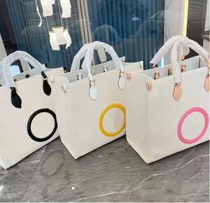 Tasarımcı En İyi Kapasiteli Kadın Tuval Nakış Totes Lady Elegance Moda Lüks Alışveriş Çantası Tasarımcı Yeni Stil Kabartma Cüzdan Çantası