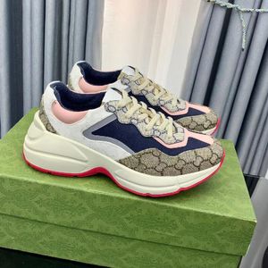 2023 OG Platform Shoes Designer di scarpe casual Sneaker Sneakers Strawberry Wave Mouth Tiger Web Print Luxury Beige Chaussures Rhyton Uomo Donna Per lo sport