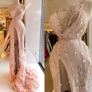 Luxury Pink Feather Evening Dresses One Shoulder High Split Mermaid Formal Party Gowns