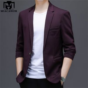 Classic Solid Color Blazer Suit Men Korean Version Jacket Casual Slim Fit Jaqueta Masculina Clothing J693 220822