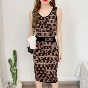 Womens runway dress Full Letters relief Knitted one-piece short sleeve fashion design brown color short skirts charm Ladies slim fit sexy dresses wrap hip vestido