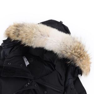 Högkvalitativ man Down Jacket Goose Coat Real Big Wolf Fur Canadian Wyndham Overcoat Kläder Fashion Style Winter Ytterkläder Parka 196