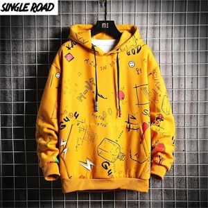 Men's Hoodies Sweatshirts Single Road Men's Anime Hoodies Men Hip Hop Harajuku Sweatshirt Male Japanese Streetwear Oversized Yellow Hoodie Men Fashion 220826