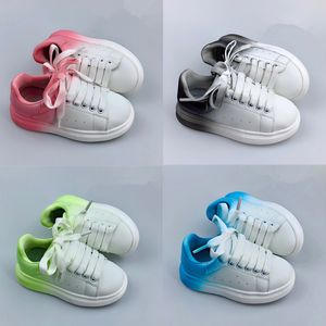 Kids shoes for Boy Girls fashion leather sneakers Gradual change reflective black white velvet Thick-soled flat Height Increasing