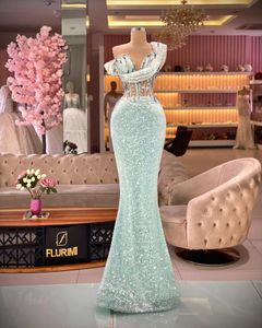 Meerjungfrau-Abschlussballkleider mit Pailletten, Mintgrün, Perlenkristall, langes One-Shoulder-Abendkleid, formelle Partykleider