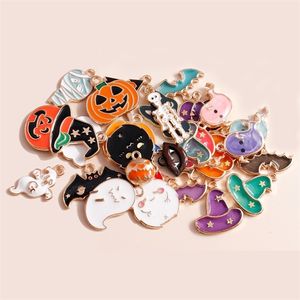 Charms Mix Styles Cartoon Halloween för DIY -smycken som gör tillbehör Pumpkin Ghost Bat Evil Pendants Halsband örhängen 220826