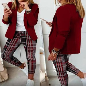 Dwuczęściowe spodnie kobiet jesienne kobiety 2 sztuki pojedyncze guziki Blazer Plaid Pants Femme Pocket Design Kurtka Spodnie Traf Office Lady Fits 220819 220826