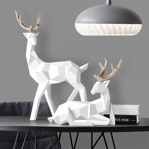 Dekorativa föremål Figurer Hjortstaty Reindeer Figurer Harts Skulptur White Deers Deces Scandinavian Home Living Room Decoration Tabletop 220827