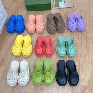 2022 luxury slippers brand designers Women Ladies Hollow Platform Sandals made of transparent materials fashionable sexy lovely sunny beach shoes slippers