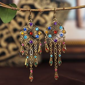 Vintage Red Cz Indian Jhumka Dangle Küpeler Etnik Kristal Rhinestone Küpe Kadınlar Uzun Püskül Küpe