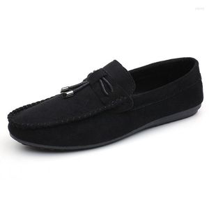 Motorcycle Armor Men Casual Shoes Fashion Male Suede Soft Loafers Leisure Moccasins Slip On Men's Driving Black Red Man Lazy Shoe