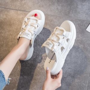 Sandaler 2022 Fashion Woman Summer Shoes Gladiator Beach Slippers White Platform Heels Mule Storlek 35-40