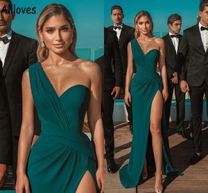 Hunter yeşil zarif saten nedime elbiseler bir omuz seksi yan yarık kadınlar için resmi gece önlükleri artı boyutu süpürme treni denizkızı düğün konuk elbisesi cl1008