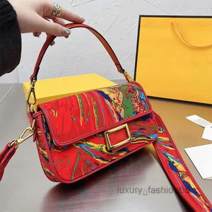 Сумки через плечо Designer Single Luxurys Designers French Stickbags Crobody Женские сумки Fashion Built in Zipperbag Claic Very Beautiful Goo