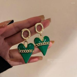 Orecchini pendenti Design minoritario Senso Catena a goccia d'olio A forma di cuore Stile euro-americano Lega verde Cuore pesca Eardrop Donna Bijoux