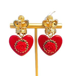 Ladies Vogue Ear Cuff Earrings Studs Crown Rose Peach Heart G D Letters Pendants 18K Gold Plated Anti Allergy Women's Full Diamond Ears Clip Designer Jewelry 022