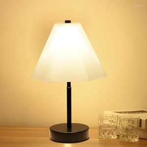 Table Lamps Retro LED Pleated Lamp USB Charge Warm Light For Study Bedside Girls Room Decor Night Kids Christmas Home