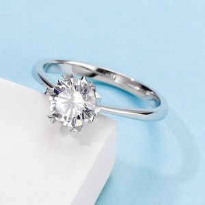 Обручальные кольца романтические 6 когтей 925 Серебряное кольцо снежного кольца годовщины кольцо 1 -е кольцо круглое отличное разрешение 220829