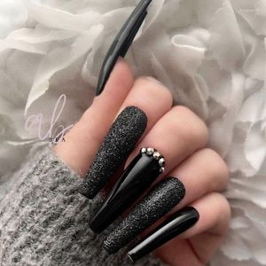 Falska naglar 24 st/låda svart lång ballerina gotisk tryck på strass kista falska nagelips med design manikyrlappar