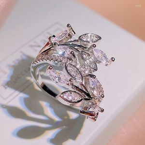 Clusterringe Exquisit für Frauen Blatt Blume Zirkon Ring Ideen Hochzeit Braut Party Schmuck Luxus