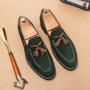 Klassiska loafers män skor faux mocka sömnad fransad slip-on mode företag casual ad005