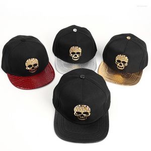 Boll Caps Summer Autumn Unisex Novely Skull Rivets Punk Hip Hop Baseball Cap Men Women Sunshade Sunscreen Street Dance Snapback Hats Py42