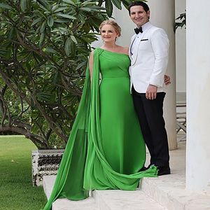 Elegante M￣e One ombro da noiva Vestido Verde 2022 Dubai Night Plus Size Chiffon Casamento Vestido de convidado formal Mulheres de baile Vestidos de Fiesta