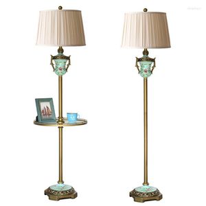 Lâmpadas de chão Country Pastoral Europeu Blue Dimmer Lamp Foyer Sofá Corner Modern Classical Nordic Reading Light D22