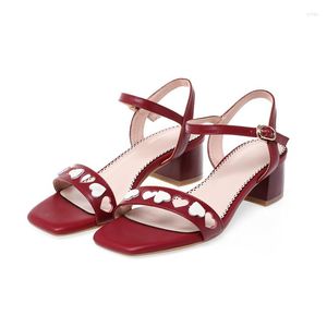 Sandali Donna Prom Sweet Shoes Ritagli Tacco grosso Blocco a forma di cuore Cinturino alla caviglia Med Cowskin