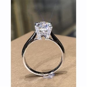 Anéis de casamento 925 anel de prata esterlina 1ct Anel de luxo Criativo Design 4 Garras Ringue de Festa de Casamento Ring HW Inglês Alfabeto 220829