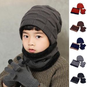Berets 3Pcs Set Scarf Hat Gloves Set Ear Protection High Elastic Full Finger Fleece Lined Solid Color Kids