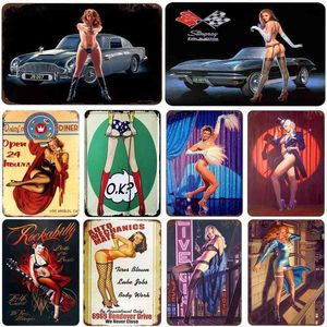 Metallmalerei Sexy Lady Pin Up Girl Metallplakat Vintage Blechschild Platte Retro Eisenmalerei Wanddekoration Rennwagen Garage Home Decor T220829