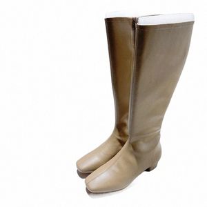 Boots designer Luxury Womens Fashion Leather Rubber Shoes Nylon Martin Locomotive Military Combat Boot Heatshoes