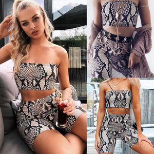 Kvinnors spårdräkter kvinnor 2 stycken Set Bodycon Crop Top stropplös ärmlös Sexig Snakskin Skinny Tube Shorts Pants Summer Beach Outfits