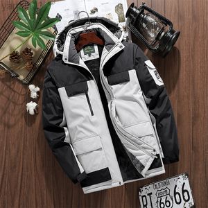 Erkek Ceket Marka Kış Parka Sıcak Kalın Rüzgar Geçidi Kalitesi Çok Cep Gdensed Moda Su Geçirmez Kıyafet M-9XL L220830