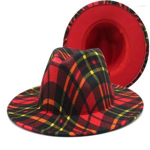 Berretti Inverno Artista Fedora Cappello a tesa larga Feltro tinto cravatta Lady Bombetta Stile britannico Fedora primaverili Panama all'ingrosso